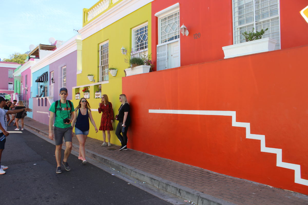 Discover the City on Foot: Free Walking Tours